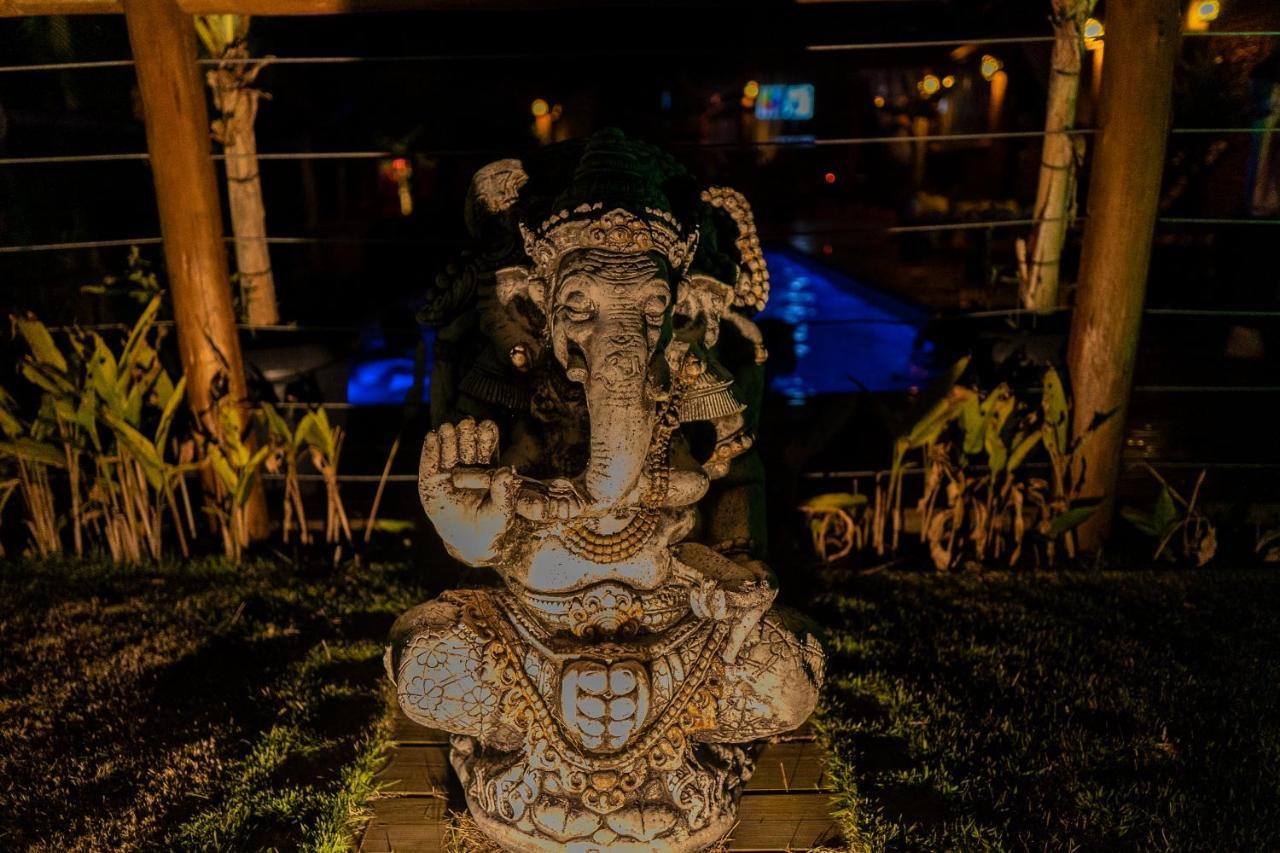 ॐ Rosa Astral ॐ Hotell Praia do Rosa Eksteriør bilde